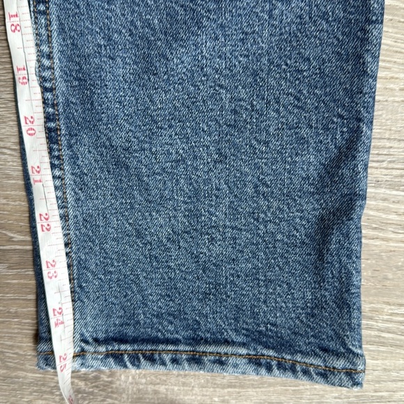 AGOLDE Riley High Rise Straight Crop in Transfer 29 - Picture 8 of 12